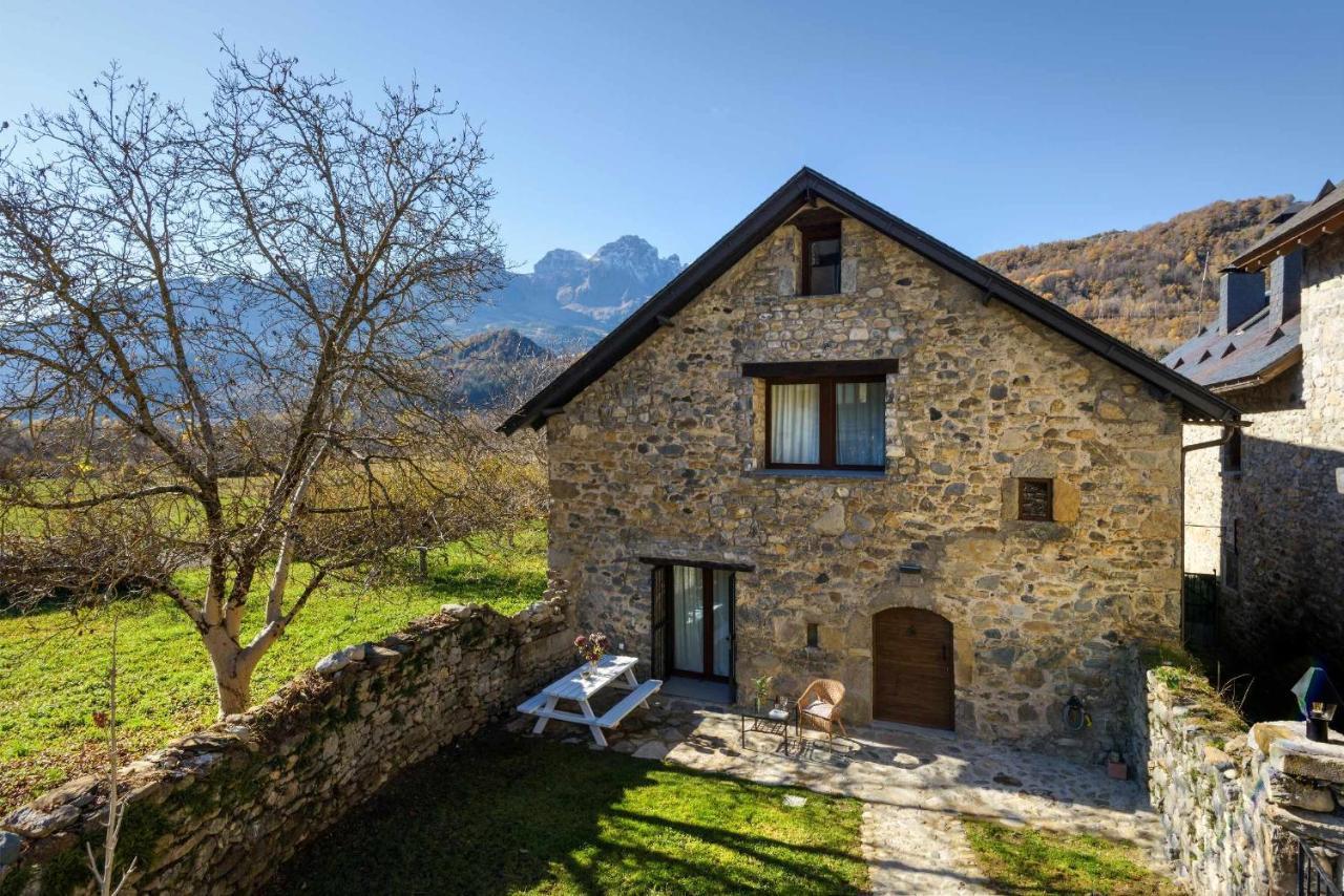 La Borda Del Pueyo Borda Rural Pirineo Aragones El Pueyo de Jaca Exterior foto